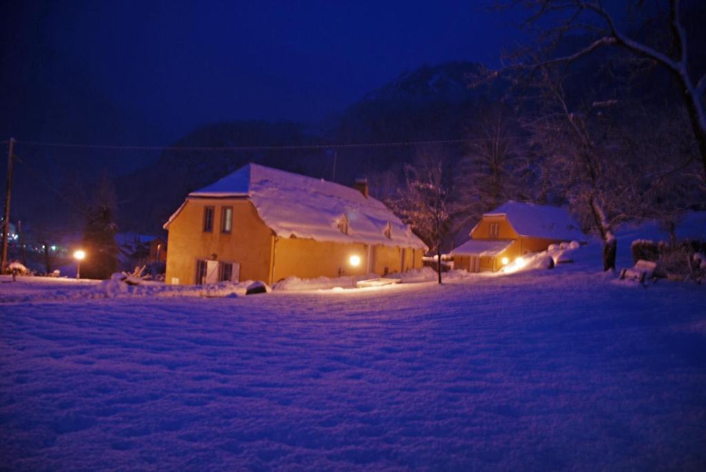 Les Gites Du Pla De Moura Luz-Saint-Sauveur Dış mekan fotoğraf
